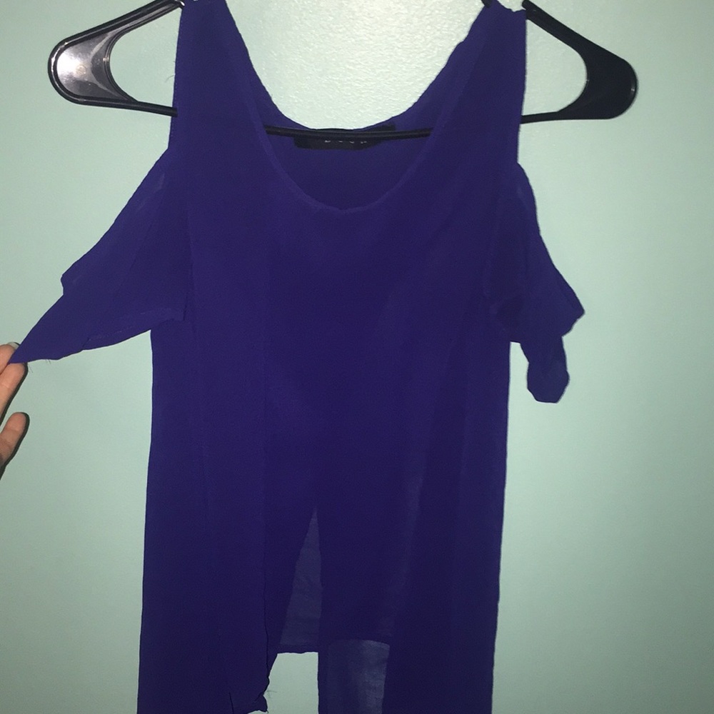 Blue top